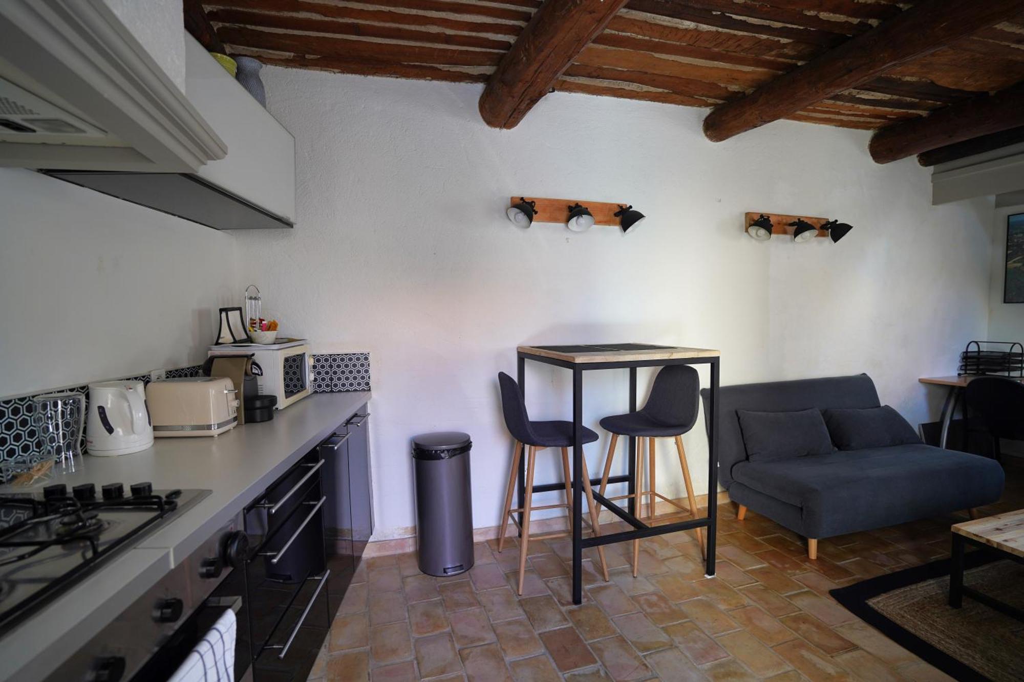 Maison De Village Provencal Ventabren Екстериор снимка