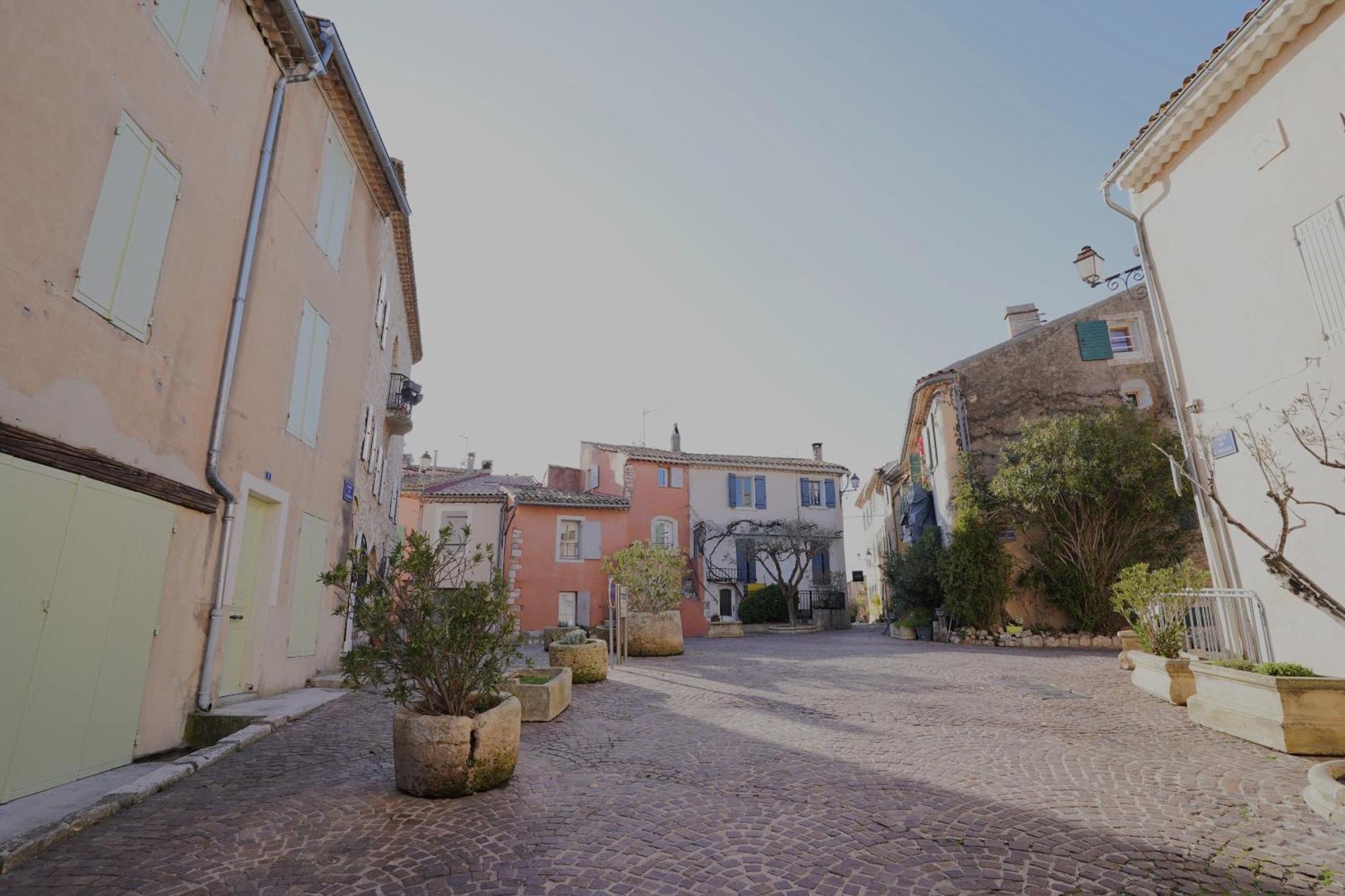 Maison De Village Provencal Ventabren Екстериор снимка